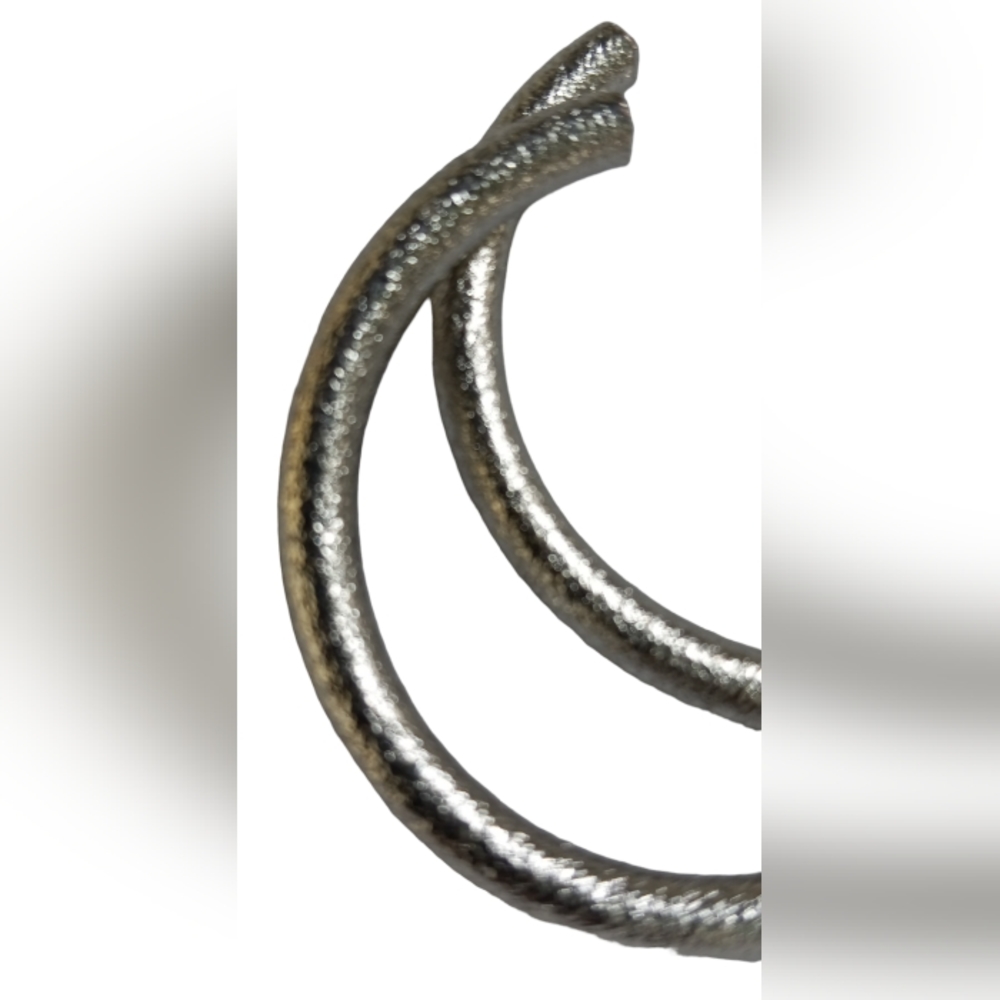 2 Pr. Textured Hoops - Picture 3 of 4